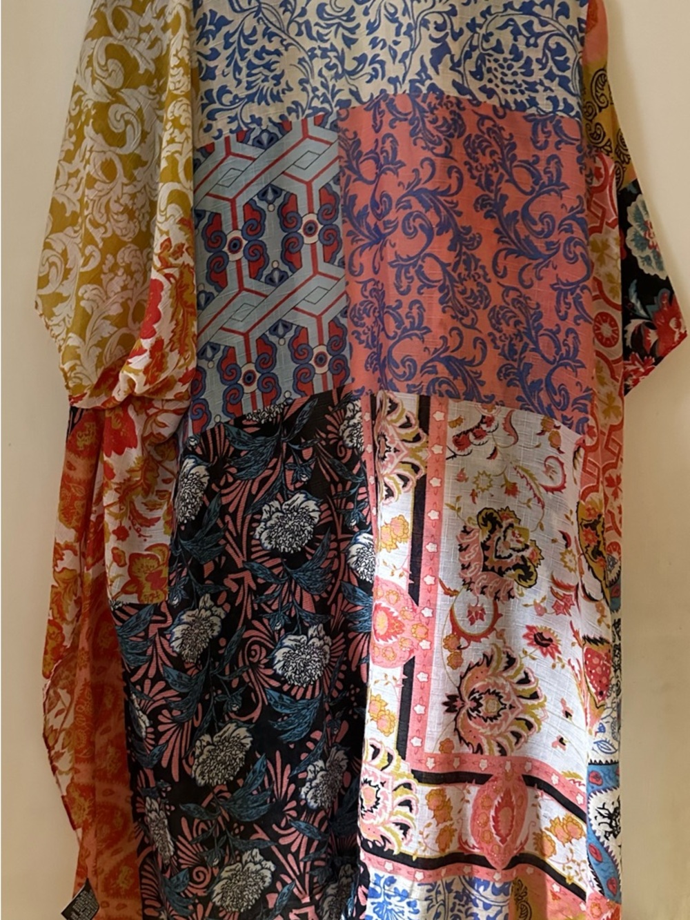 Kimono - Picture 3 of 3
